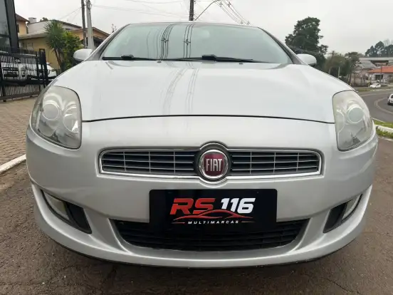 FIAT-BRAVO-1.8 ESSENCE 16V FLEX 4P AUTOMATIZADO FIAT-BRAVO-2013