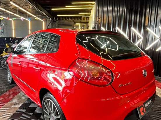FIAT-BRAVO-1.8 SPORTING 16V FLEX 4P AUTOMATIZADO FIAT-BRAVO-2012