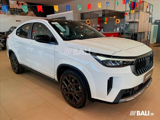 FIAT FASTBACK 1.0 TURBO 200 HYBRID IMPETUS CVT