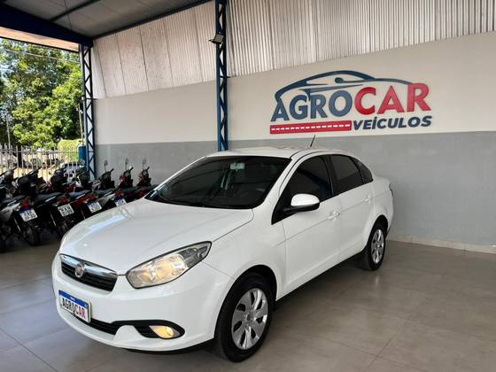 FIAT GRAND SIENA 1.4 MPI 8V TETRAFUEL 4P MANUAL