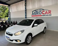 FIAT GRAND SIENA 1.4 MPI 8V TETRAFUEL 4P MANUAL FIAT GRAND SIENA 1.4 MPI 8V TETRAFUEL 4P MANUAL