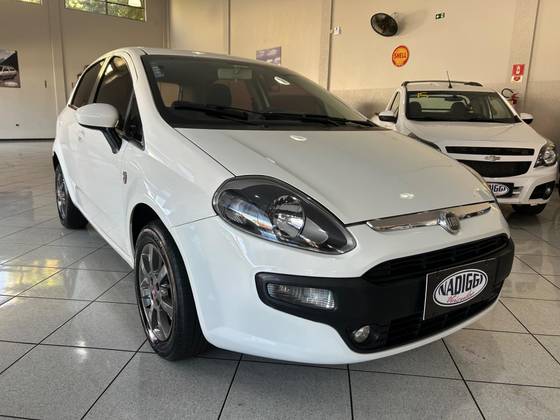 FIAT PUNTO 1.4 ATTRACTIVE 8V FLEX 4P MANUAL