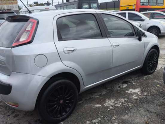 FIAT-PUNTO-1.4 ATTRACTIVE 8V FLEX 4P MANUAL FIAT-PUNTO-2013