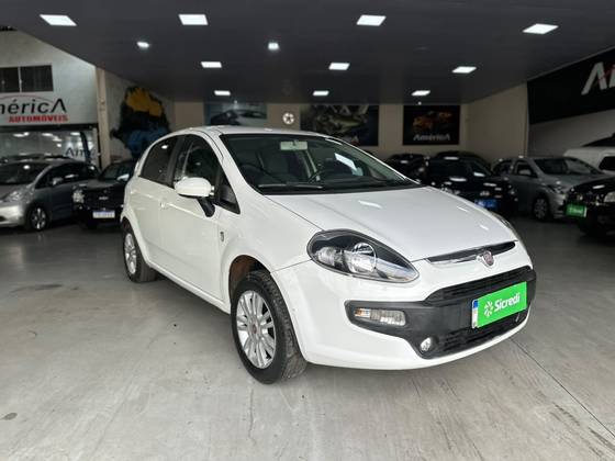 FIAT PUNTO 1.4 ATTRACTIVE ITALIA 8V FLEX 4P MANUAL