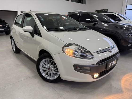 FIAT PUNTO 1.6 ESSENCE 16V FLEX 4P MANUAL