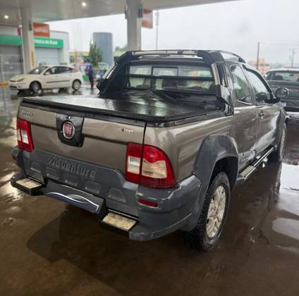 FIAT STRADA 1.8 MPI ADVENTURE CE 16V FLEX 2P MANUAL
