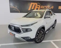 FIAT TORO 2.0 16V TURBO DIESEL RANCH 4WD AT9 FIAT TORO 2.0 16V TURBO DIESEL RANCH 4WD AT9