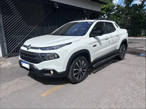 FIAT TORO 2.0 16V TURBO DIESEL ULTRA 4WD AT9