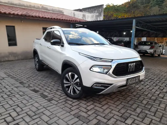 FIAT TORO 2.0 16V TURBO DIESEL VOLCANO 4WD AT9