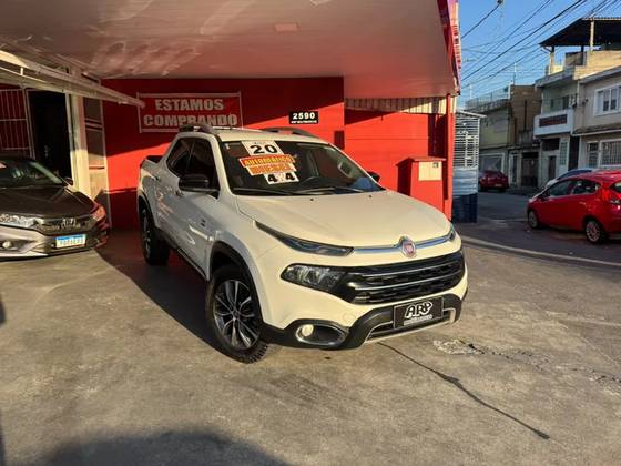 FIAT TORO 2.0 16V TURBO DIESEL FREEDOM 4WD AT9