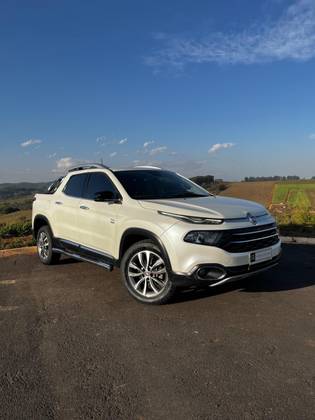 FIAT TORO 2.0 16V TURBO DIESEL VOLCANO 4WD AT9