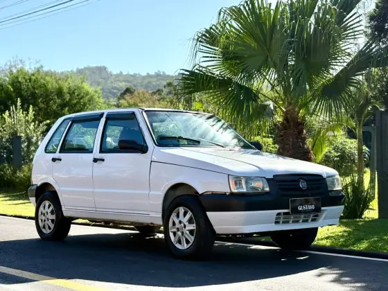 FIAT UNO 1.0 MPI MILLE FIRE ECONOMY 8V FLEX 4P MANUAL
