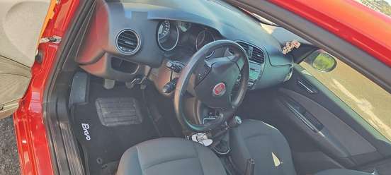 FIAT-BRAVO-2011