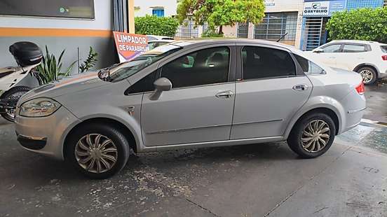 FIAT-LINEA-2015