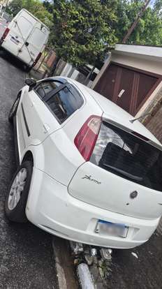 FIAT-PUNTO-1.4 ATTRACTIVE 8V FLEX 4P MANUAL FIAT-PUNTO-2011