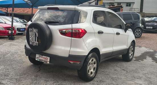 FORD-ECOSPORT-2012