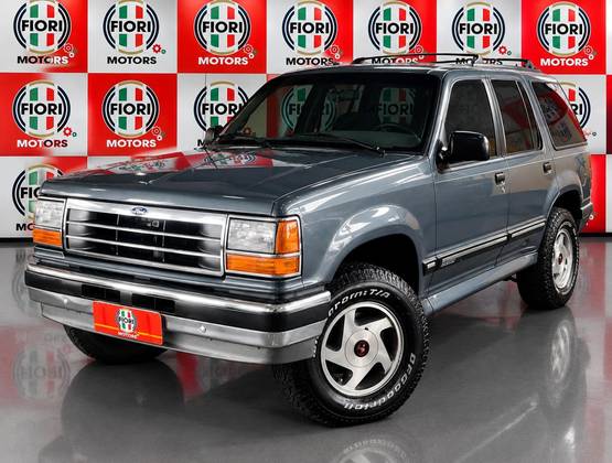 FORD EXPLORER 4.0 XLT 4X4 V6 GASOLINA 4P AUTOMÁTICO