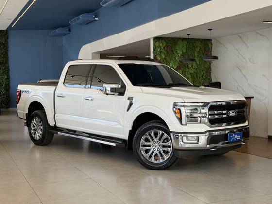 FORD F-150 5.0 V8 GASOLINA CD LARIAT FX4 AUTOMÁTICO