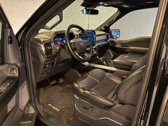 FORD-F-150-2023