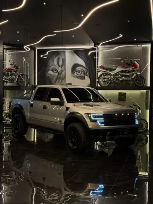 FORD F-150 6.2 SVT RAPTOR 4X4 CD V8 24V GASOLINA 4P AUTOMÁTICO