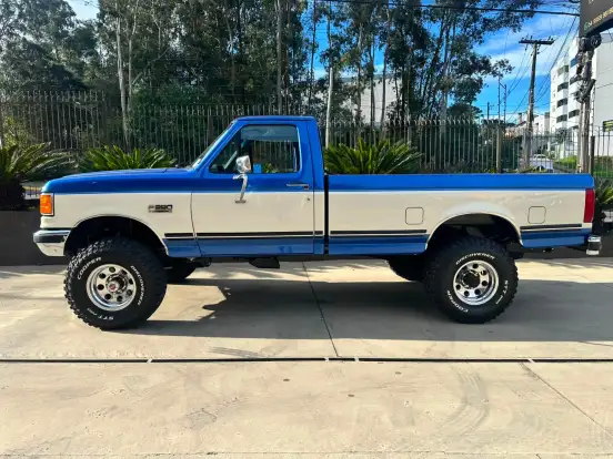 FORD-F-250-7.3 V8 TURBO DIESEL XLT LARIAT 4X4 MANUAL FORD-F-250-1991