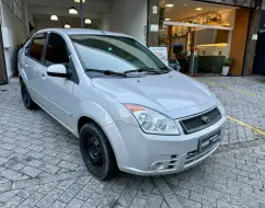FORD FIESTA 1.6 MPI CLASS SEDAN 8V FLEX 4P MANUAL FORD FIESTA 1.6 MPI CLASS SEDAN 8V FLEX 4P MANUAL