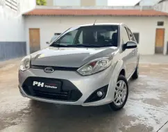 FORD FIESTA 1.6 ROCAM SEDAN 8V FLEX 4P MANUAL FORD FIESTA 1.6 ROCAM SEDAN 8V FLEX 4P MANUAL