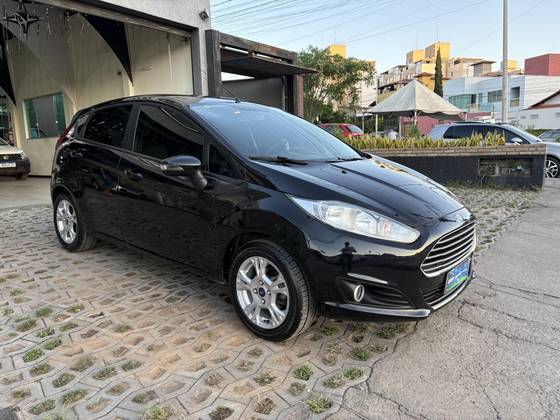 FORD FIESTA 1.0 ROCAM HATCH 8V FLEX 4P MANUAL