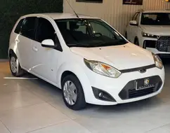 FORD FIESTA 1.0 ROCAM SE 8V FLEX 4P MANUAL FORD FIESTA 1.0 ROCAM SE 8V FLEX 4P MANUAL