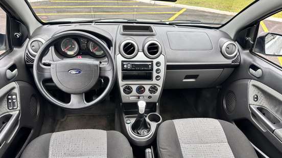 FORD-FIESTA-2013