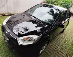 FORD FIESTA 1.6 MPI HATCH 8V FLEX 4P MANUAL FORD FIESTA 1.6 MPI HATCH 8V FLEX 4P MANUAL