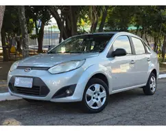 FORD FIESTA 1.6 ROCAM SEDAN 8V FLEX 4P MANUAL FORD FIESTA 1.6 ROCAM SEDAN 8V FLEX 4P MANUAL