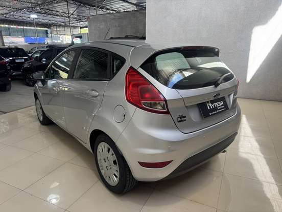FORD-FIESTA-1.6 SE HATCH 16V FLEX 4P MANUAL FORD-FIESTA-2016