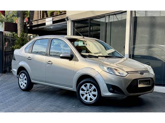 FORD FIESTA 1.6 SE SEDAN 16V FLEX 4P MANUAL