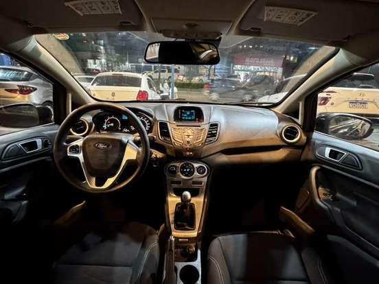 FORD-FIESTA-1.6 SE SEDAN 16V FLEX 4P MANUAL FORD-FIESTA-2015