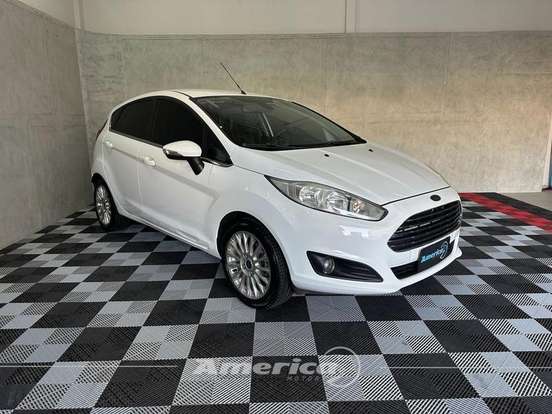 FORD-FIESTA-2016