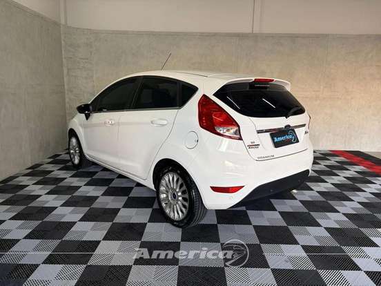 FORD-FIESTA-2016