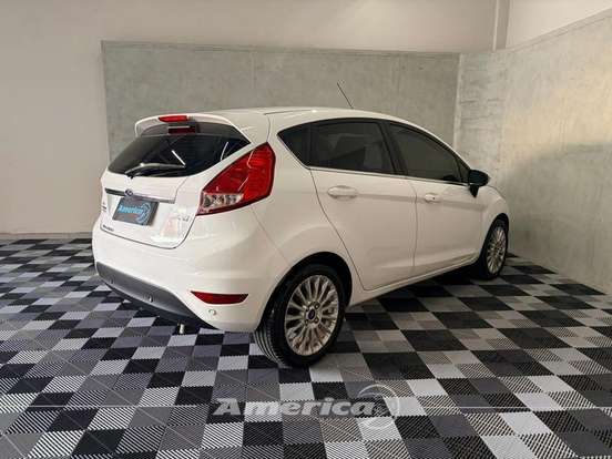 FORD-FIESTA-2016