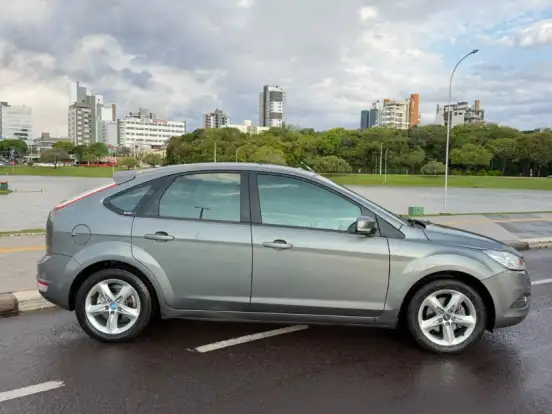 FORD-FOCUS-1.6 GL 16V FLEX 4P MANUAL FORD-FOCUS-2012