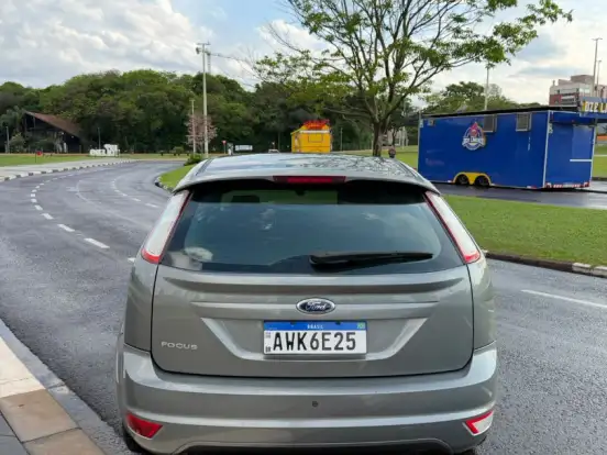 FORD-FOCUS-1.6 GL 16V FLEX 4P MANUAL FORD-FOCUS-2012
