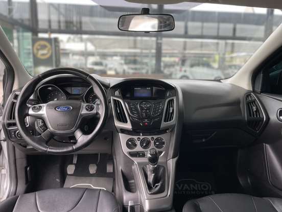 FORD-FOCUS-1.6 SE 16V FLEX 4P MANUAL FORD-FOCUS-2014