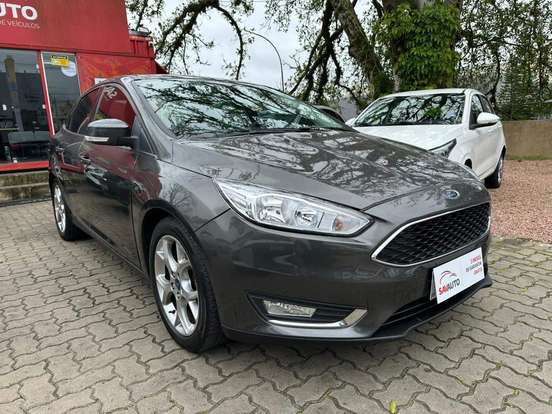 FORD-FOCUS-2018