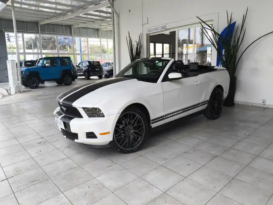 FORD-MUSTANG-3.7 V6 GASOLINA CONVERSÍVEL AUTOMÁTICO FORD-MUSTANG-2010