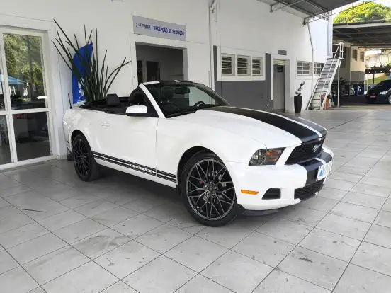 FORD-MUSTANG-3.7 V6 GASOLINA CONVERSÍVEL AUTOMÁTICO FORD-MUSTANG-2010