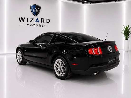 FORD-MUSTANG-2011