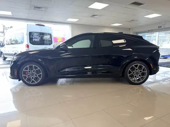 FORD-MUSTANG MACH-e-91 KW ELÉTRICO GT PERFORMANCE e-AWD FORD-MUSTANG MACH-e-2025