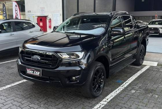 FORD RANGER 2.2 BLACK 4X2 CD 16V DIESEL 4P AUTOMÁTICO
