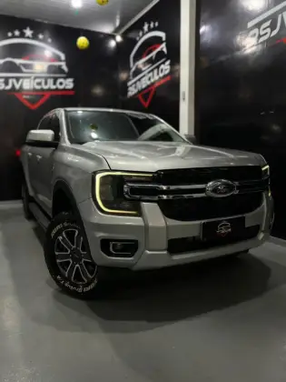 FORD RANGER 3.0 V6 TURBO DIESEL CD XLT 4X4 AUTOMÁTICO