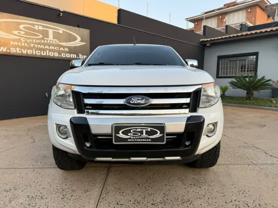 FORD RANGER 3.2 XLT 4X4 CD 20V DIESEL 4P AUTOMÁTICO