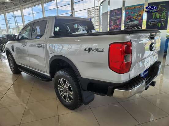 FORD-RANGER-3.0 V6 TURBO DIESEL CD XLT 4X4 AUTOMÁTICO FORD-RANGER-2023